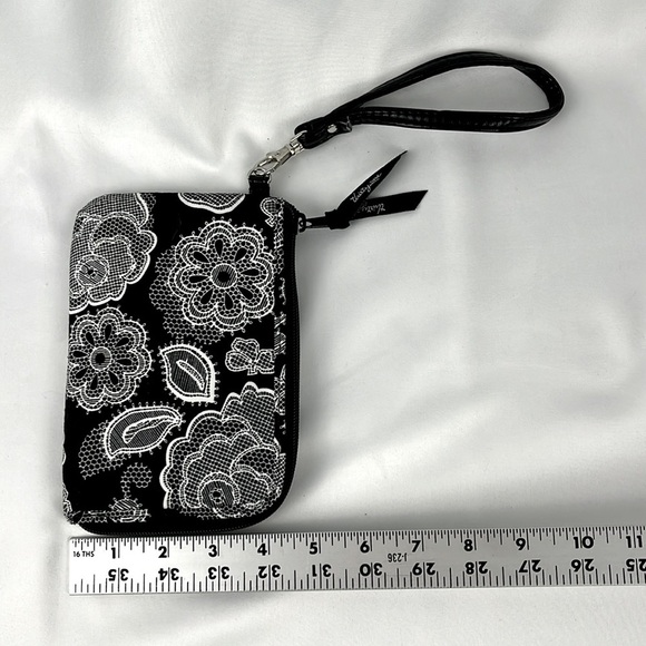 Thirty One Floral Paisley Wristlet Wallet ID Holder Organizer Black White - Picture 7 of 9
